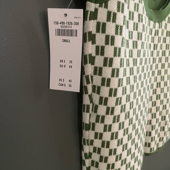 SOLD NWT Abercrombie Pattern Slim Scoopneck Tank - Picture 4 of 4